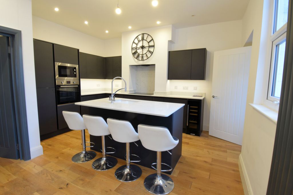 Property photo 3 of 12 Dsc_0247