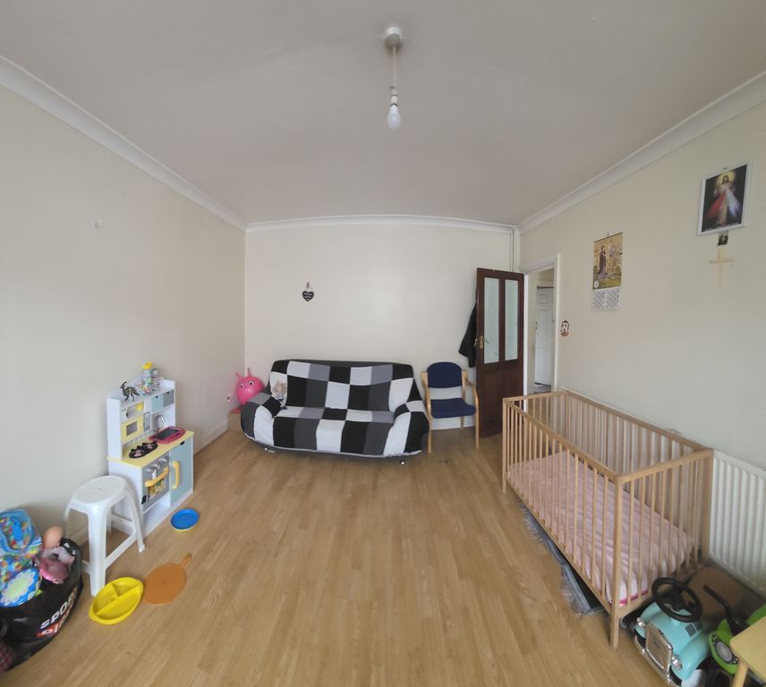 Property photo 3 of 10 Gallery