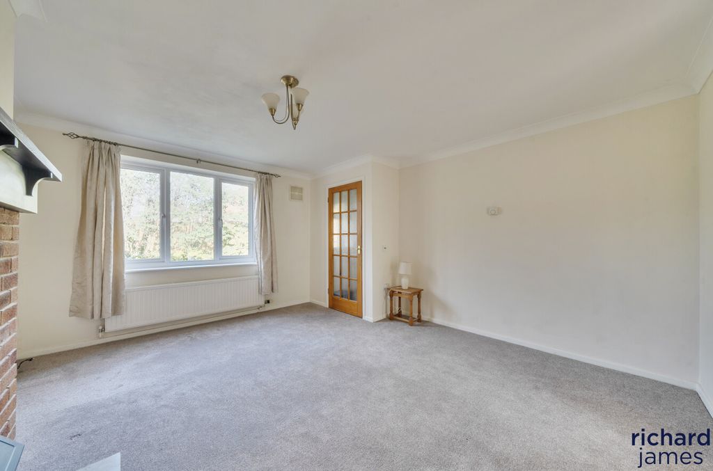 Property photo 2 of 21 530Dd4c65E8A4A3Ebb01F030cd774922