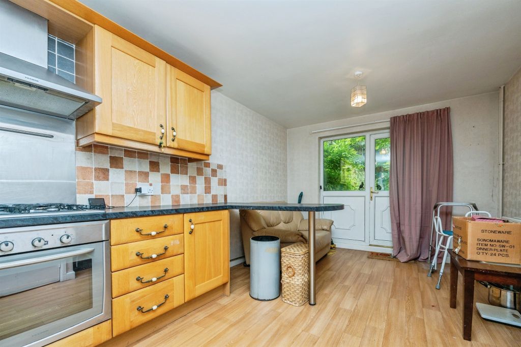 Property photo 3 of 20