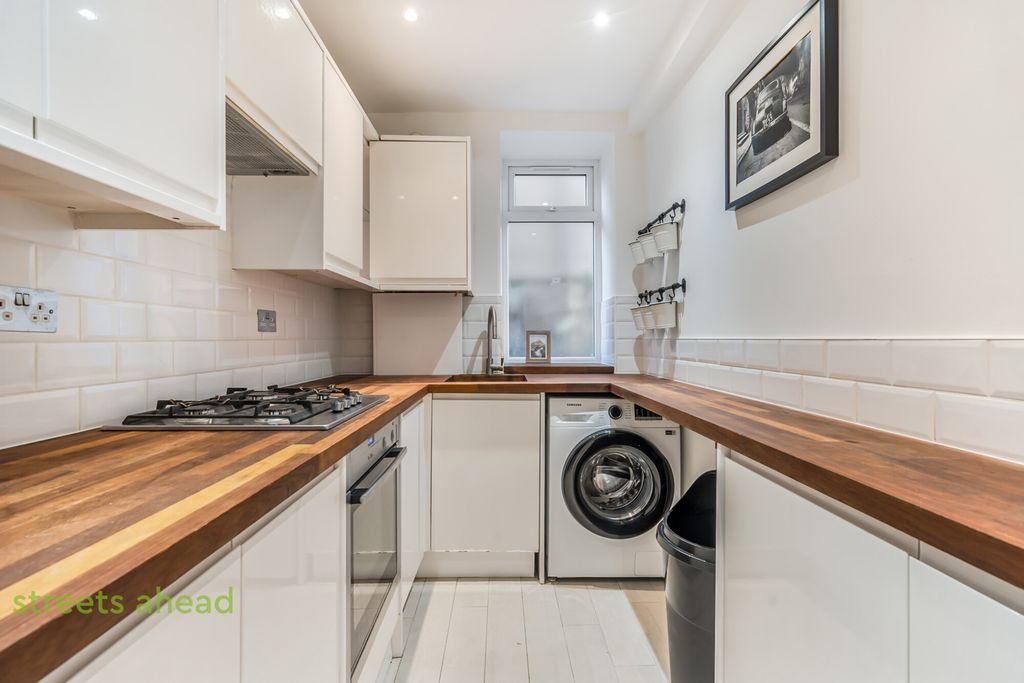 Property photo 2 of 14 58F436Ea-209E-46B...