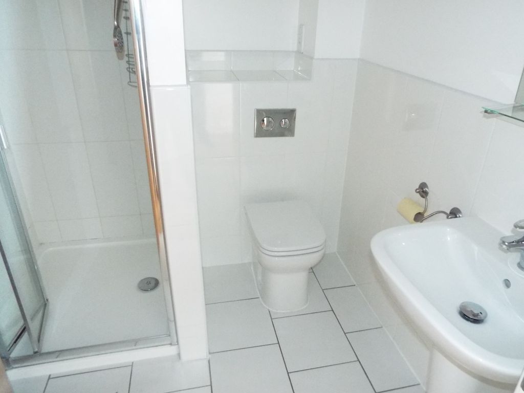Property photo 3 of 4