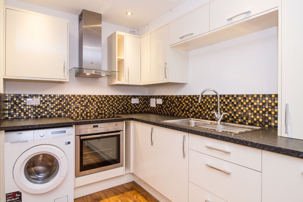 Property photo 2 of 8 42815
