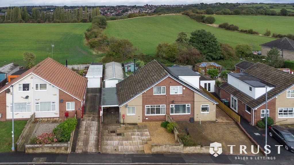Property photo 1 of 35