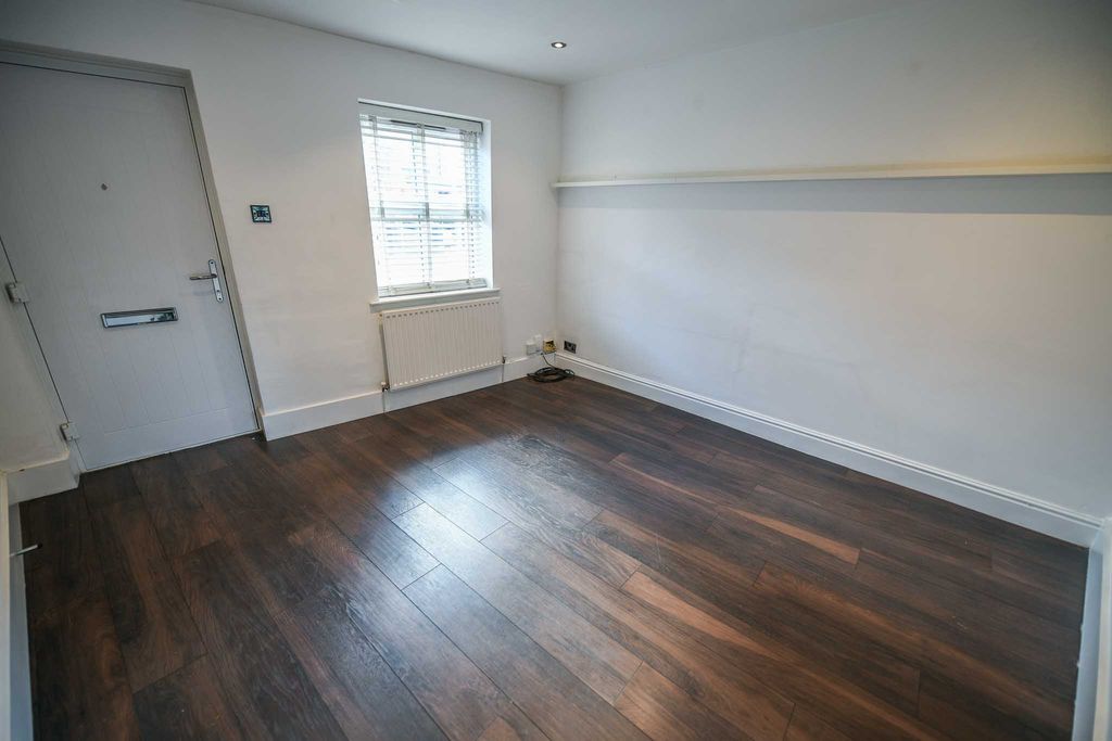 Property photo 3 of 13 Living Room