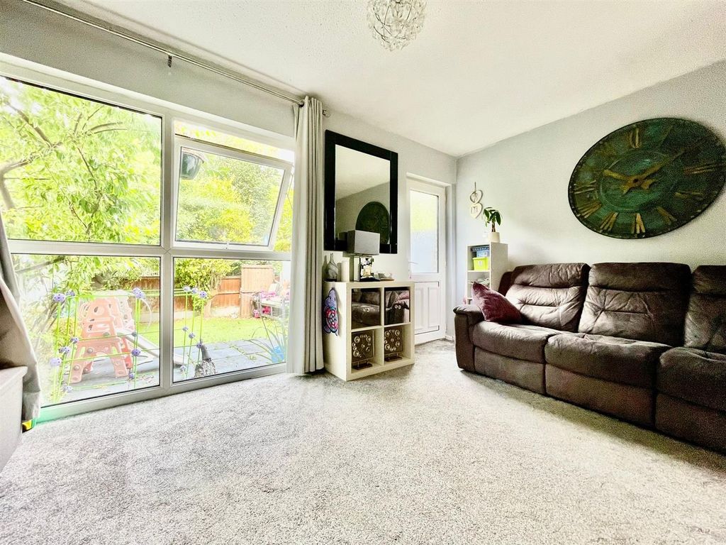 Property photo 2 of 12 6.Jpg