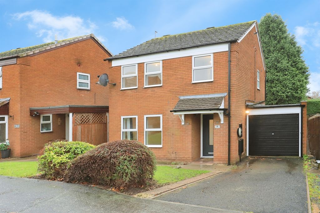 Property photo 1 of 17