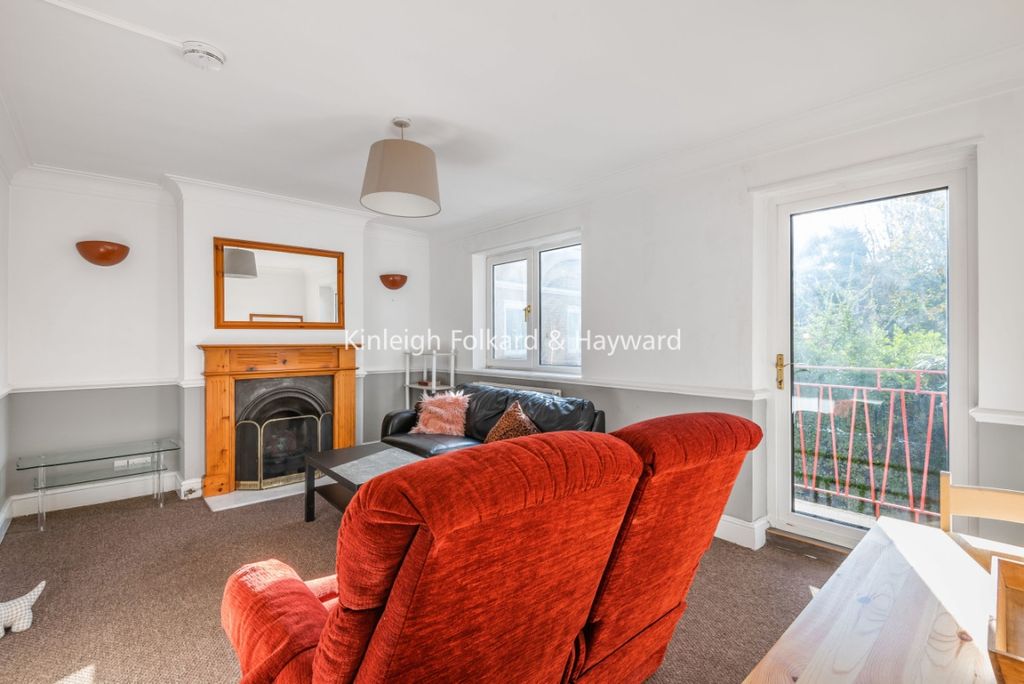 Property photo 1 of 11 602E703A-c6F5-41Ab-A