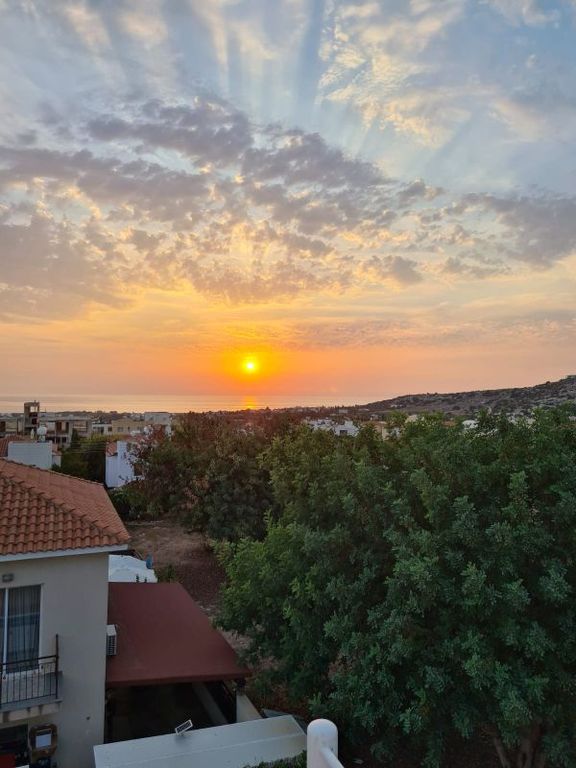 Property photo 2 of 26