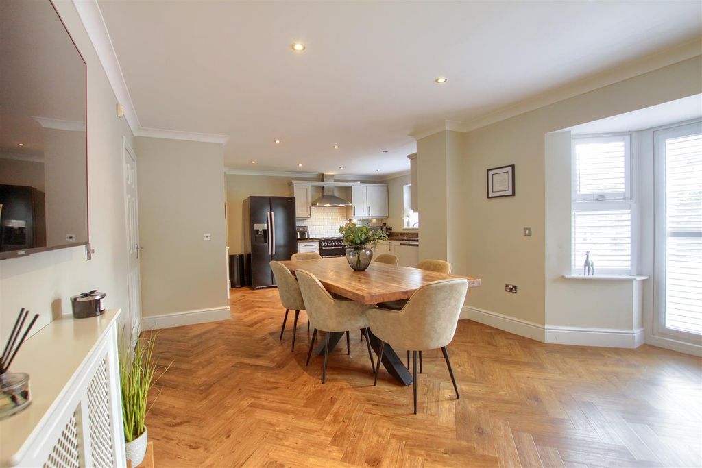 Property photo 3 of 21 Ll5.Jpg