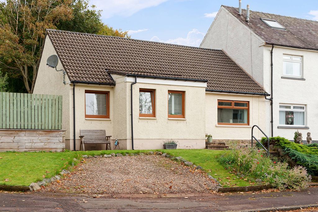 Property photo 1 of 28