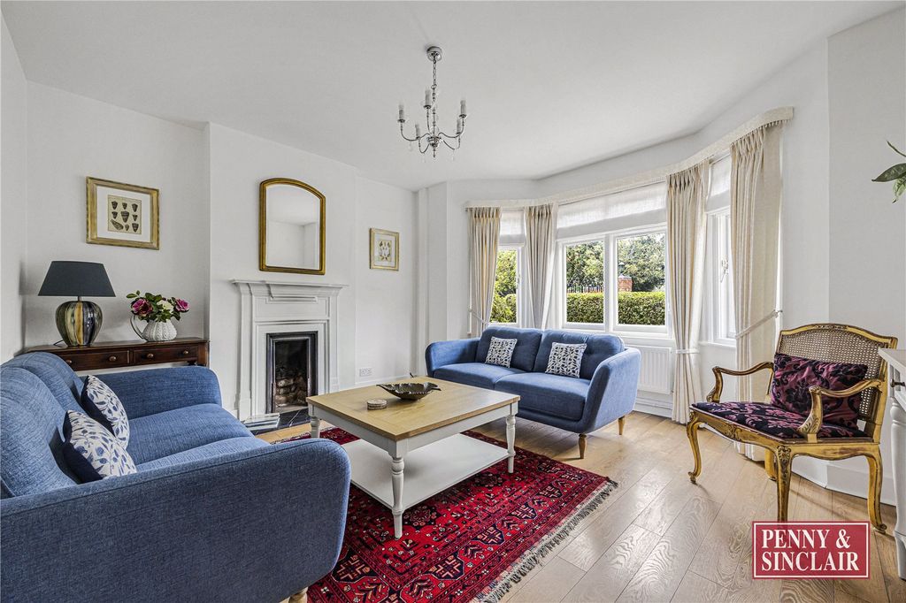 Property photo 2 of 17 Picture No. 01