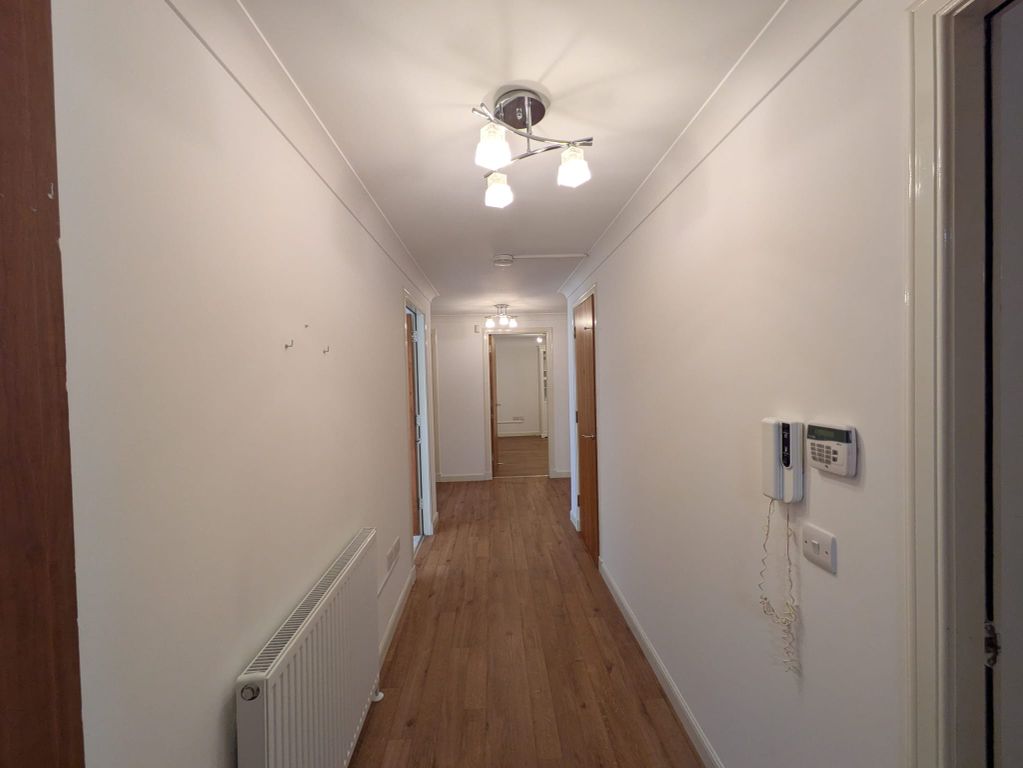 Property photo 2 of 16 Hallway