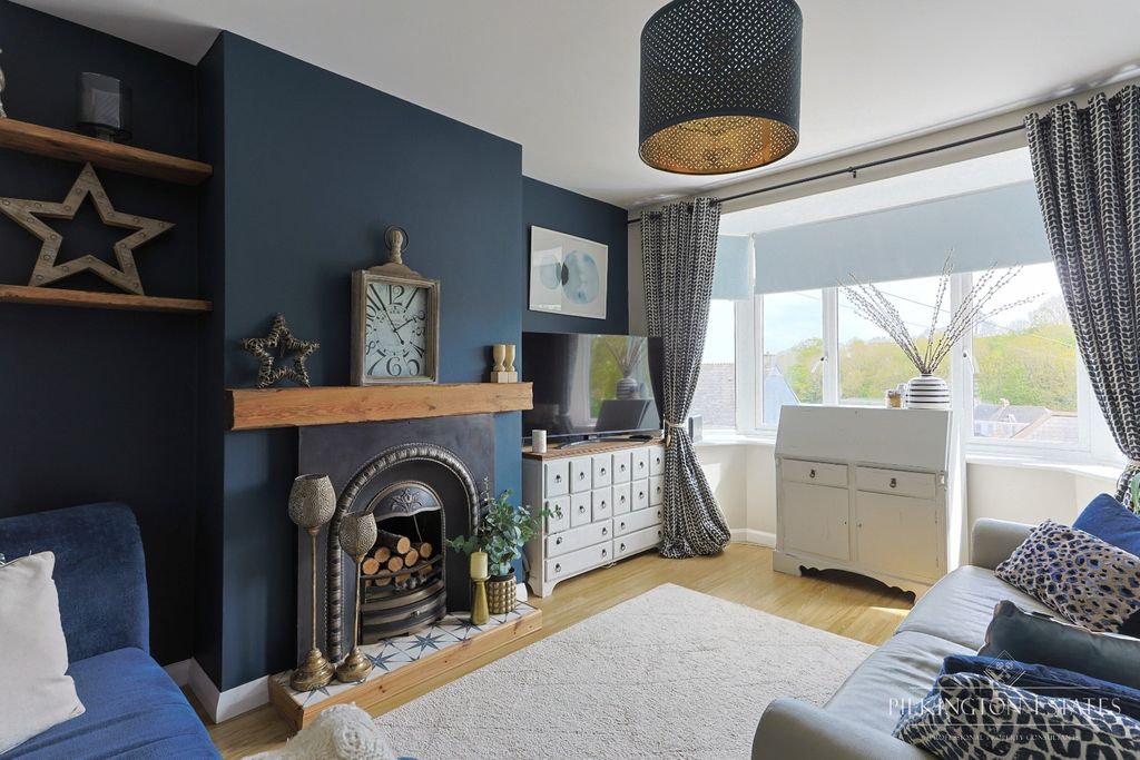 Property photo 2 of 19 5093632