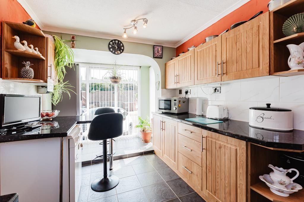 Property photo 2 of 26 16 Nepcote Close, Kettering (3 Of 32).Jpg