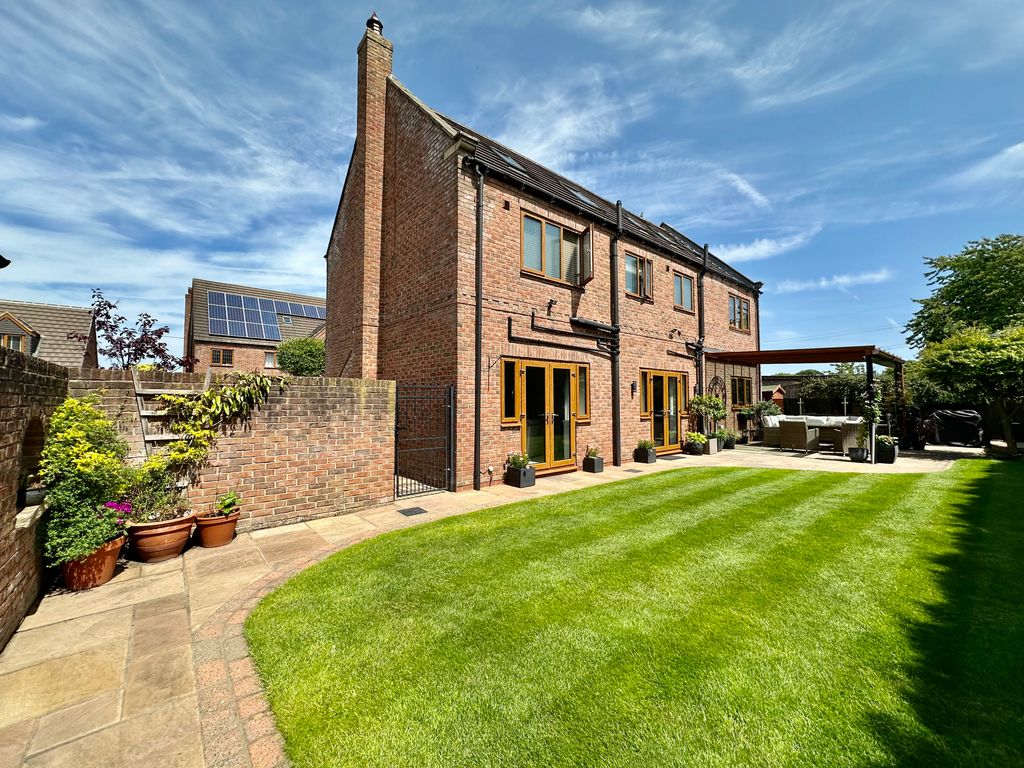 Property photo 1 of 48 Img_2271