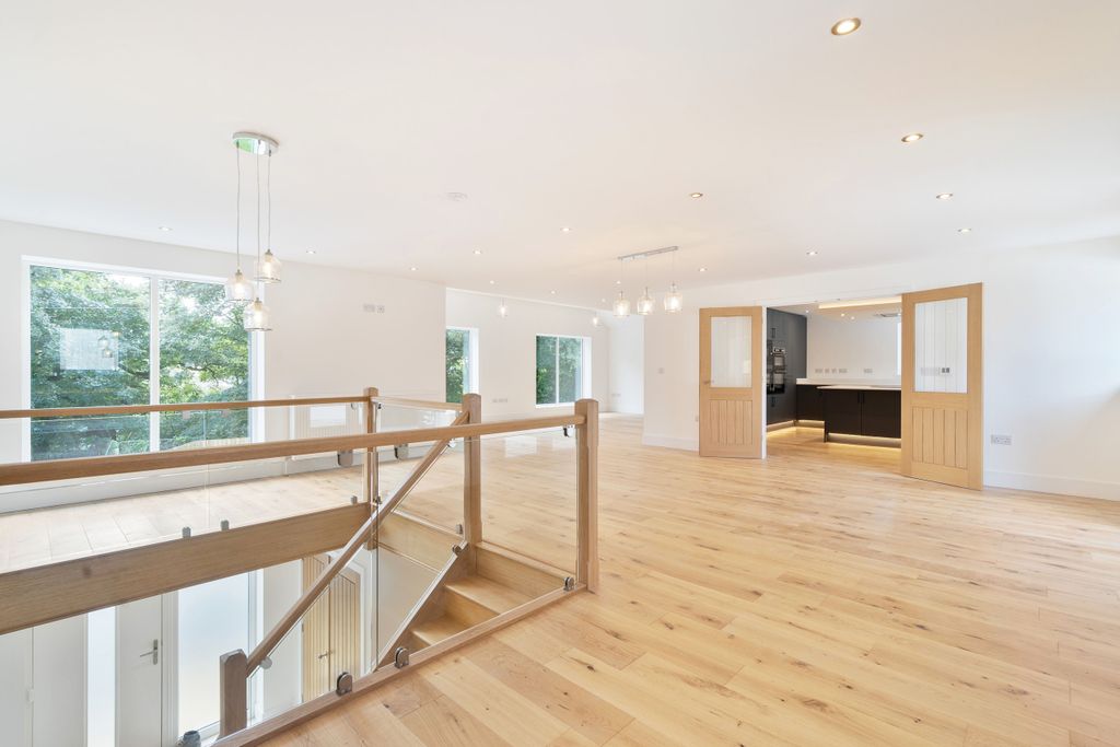 Property photo 2 of 25 Photo 2