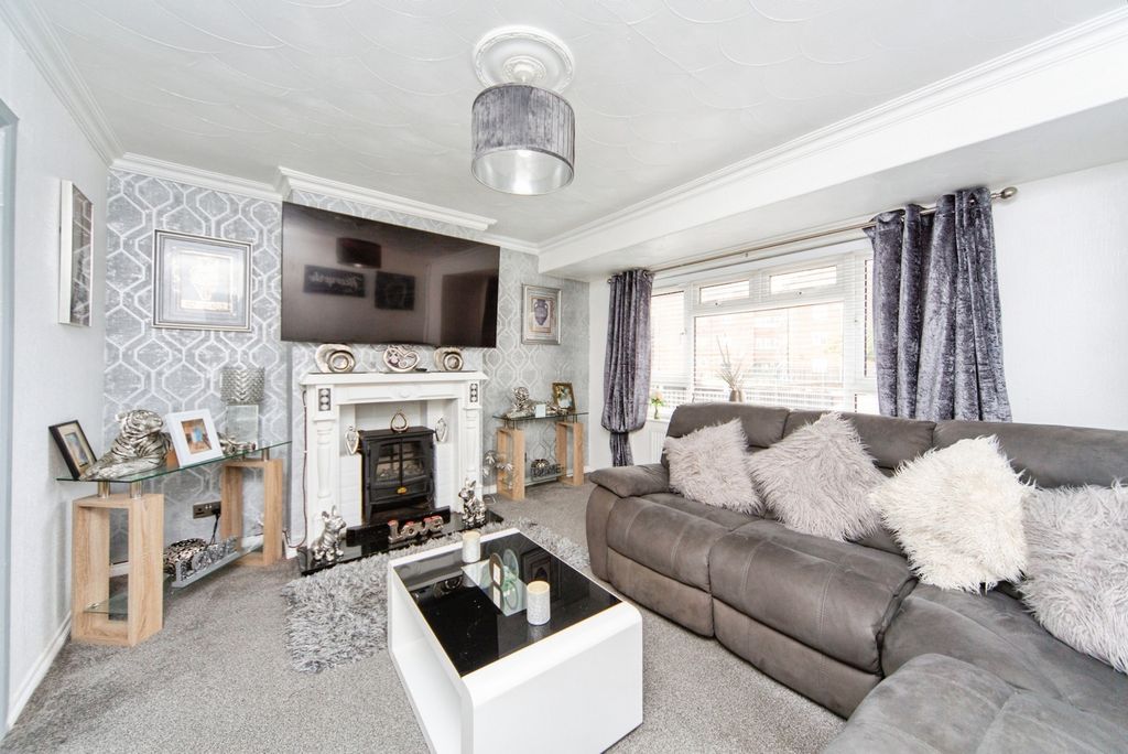 Property photo 3 of 20 Pbox-Img.Jpg
