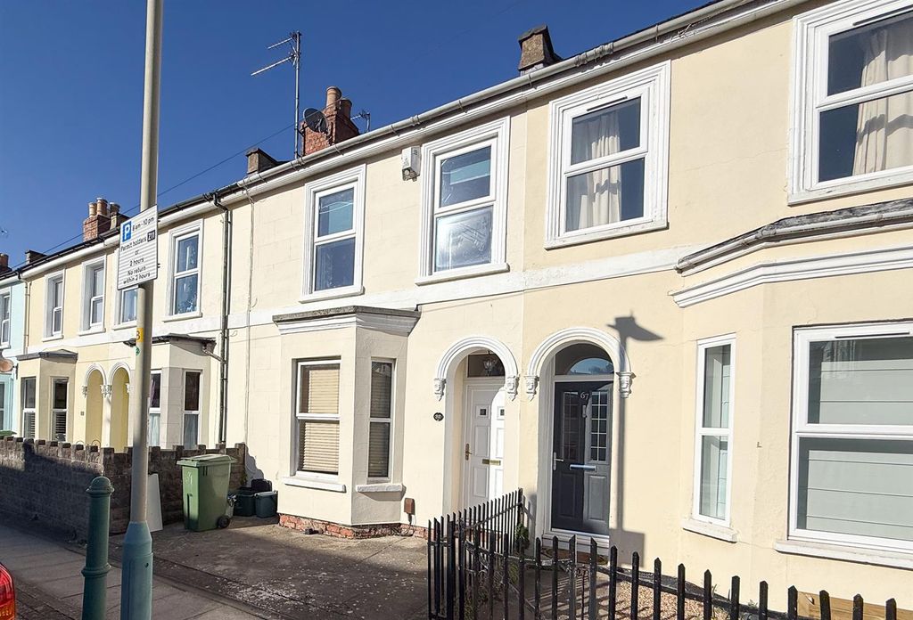 Property photo 1 of 11 Exterior