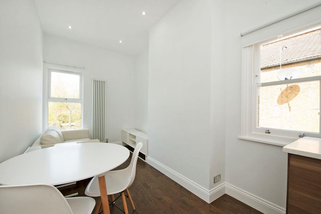 Property photo 3 of 6 Helliwell &amp; Co.