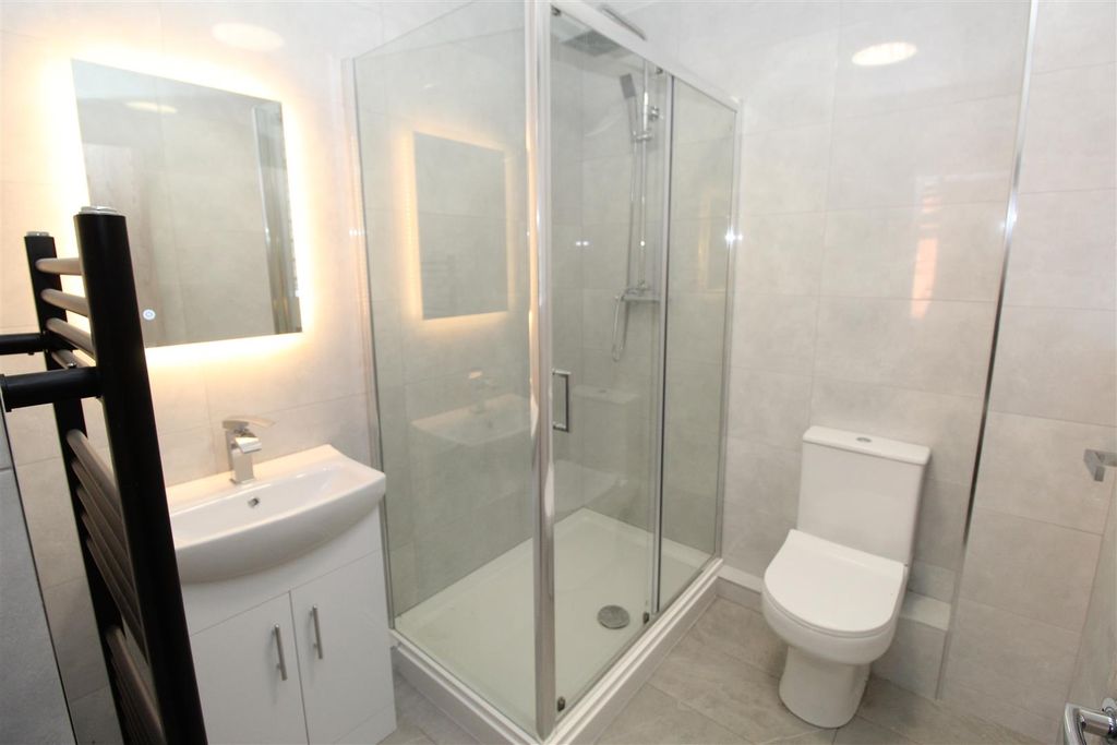 Property photo 3 of 8 Img_9081.Jpg