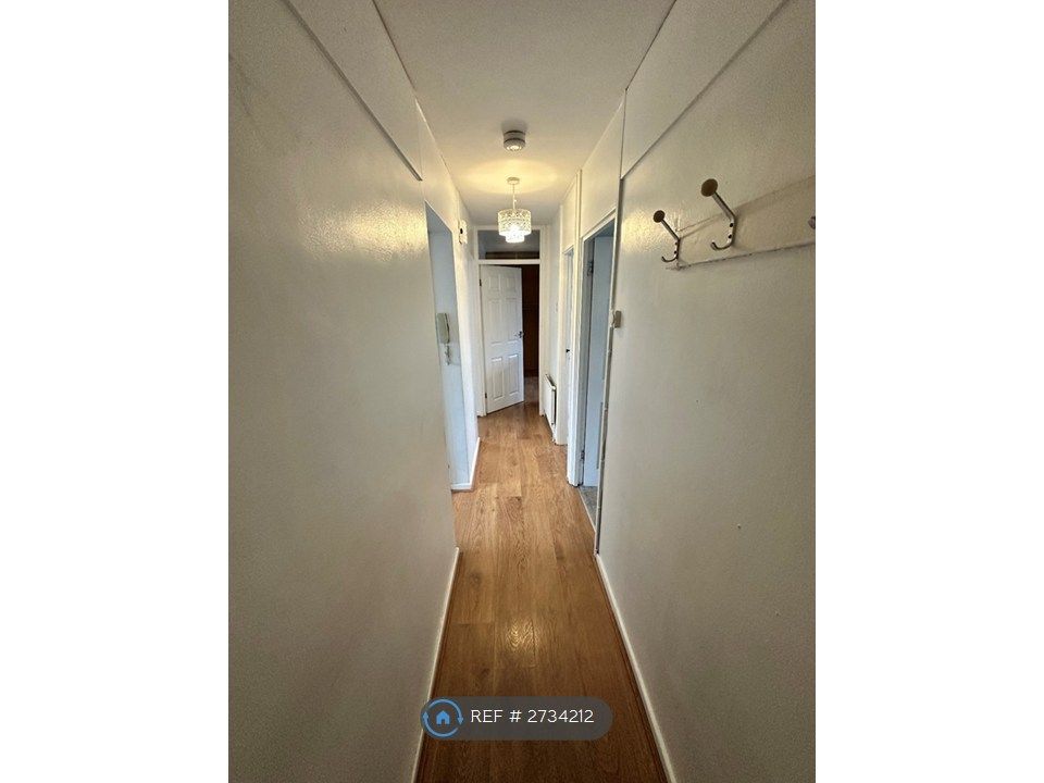 Property photo 2 of 6 Entrance To Flat