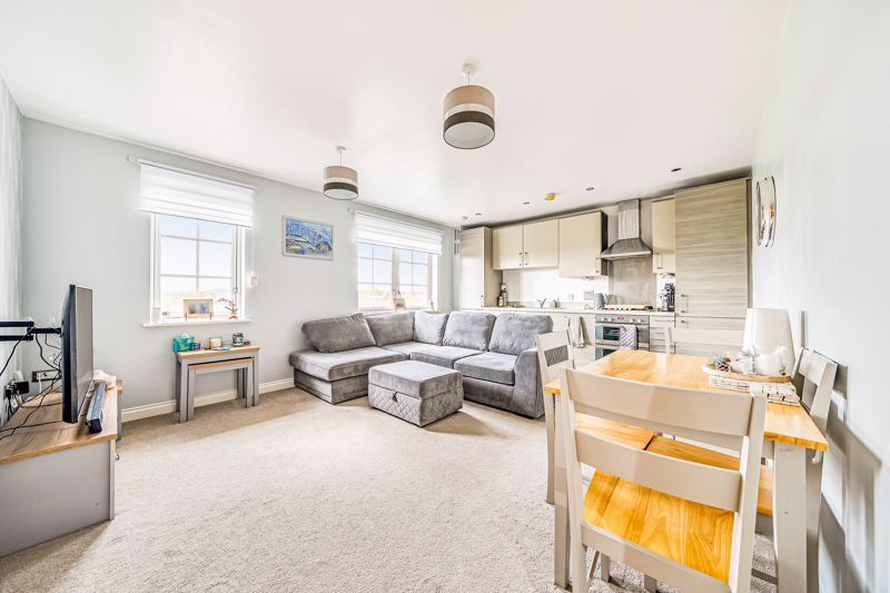 Property photo 2 of 17 Photo 13