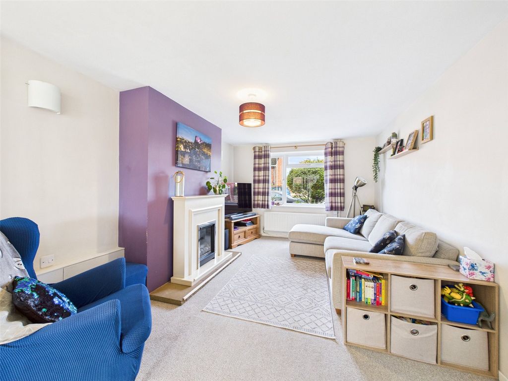 Property photo 2 of 18 Picture No. 34