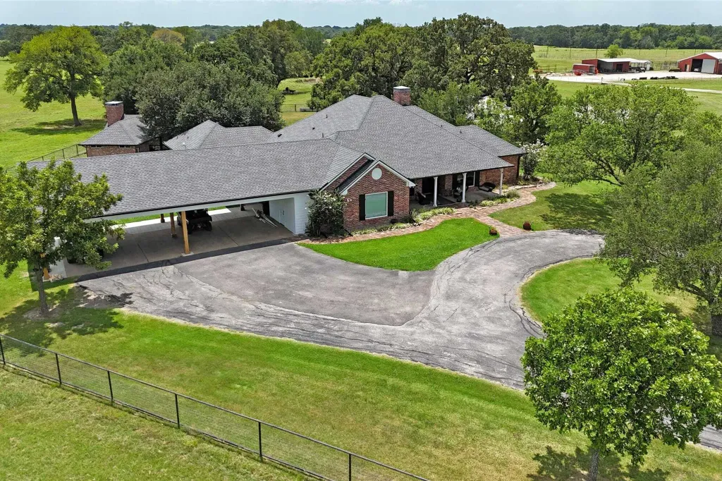 Property photo 3 of 31 <Alttext/>