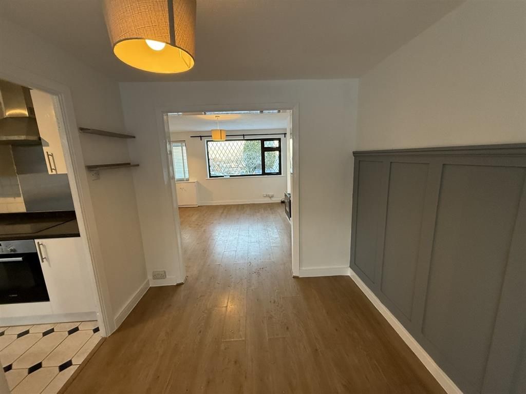 Property photo 2 of 12 Hallway