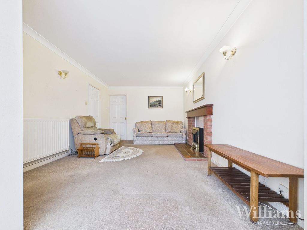 Property photo 3 of 15