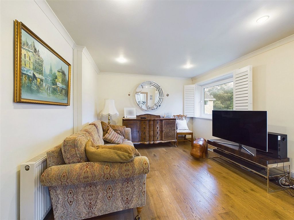 Property photo 3 of 15 Picture No. 01