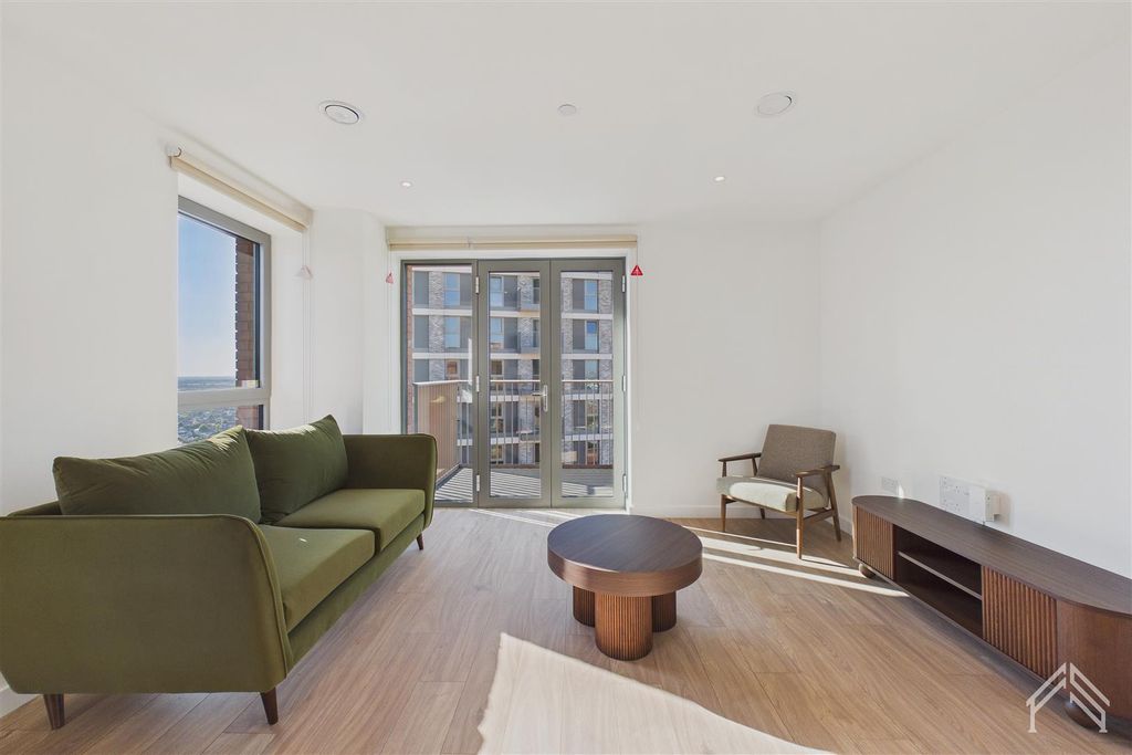 Property photo 1 of 12 1.Jpg