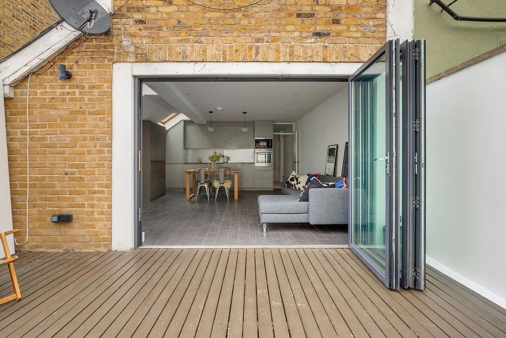 Property photo 3 of 10 Elbestreet56,Gf-2.Jpg