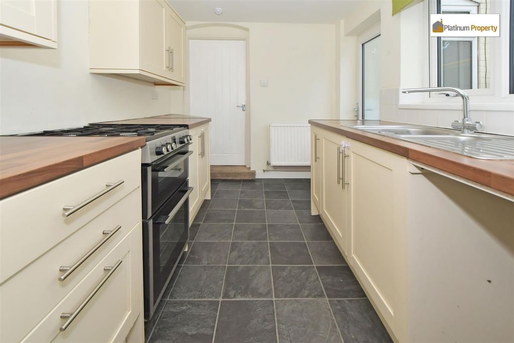 Property photo 3 of 20 Rah_7127.Jpg