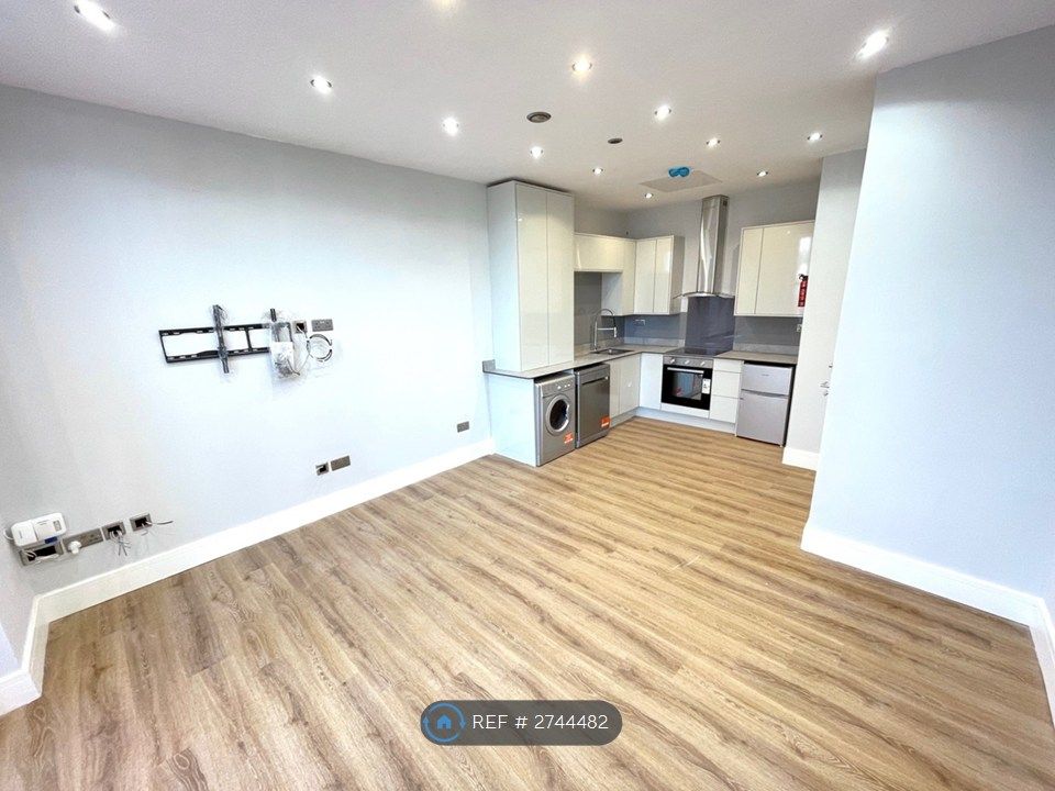 Property photo 1 of 18 Open Plan Living Space