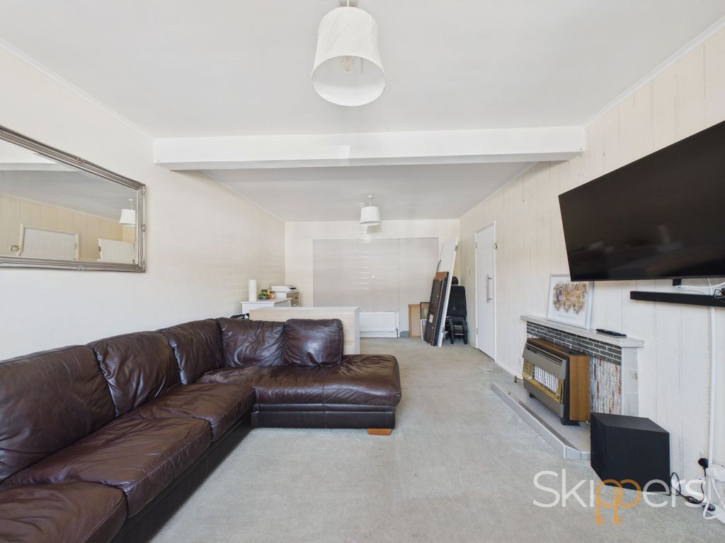 Property photo 3 of 24