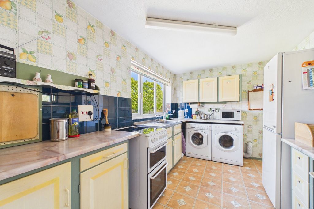 Property photo 2 of 10 Picture No. 04