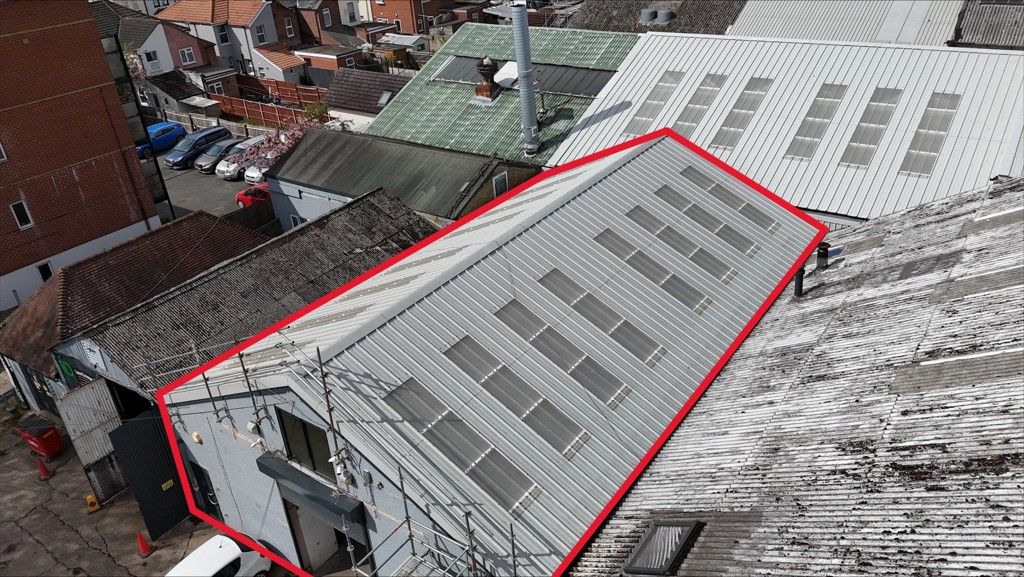 Property photo 1 of 7 Photo 11