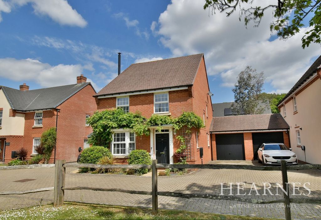 Property photo 1 of 21