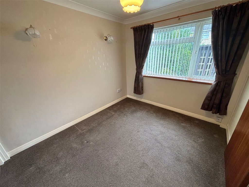 Property photo 3 of 15 Picture No. 05