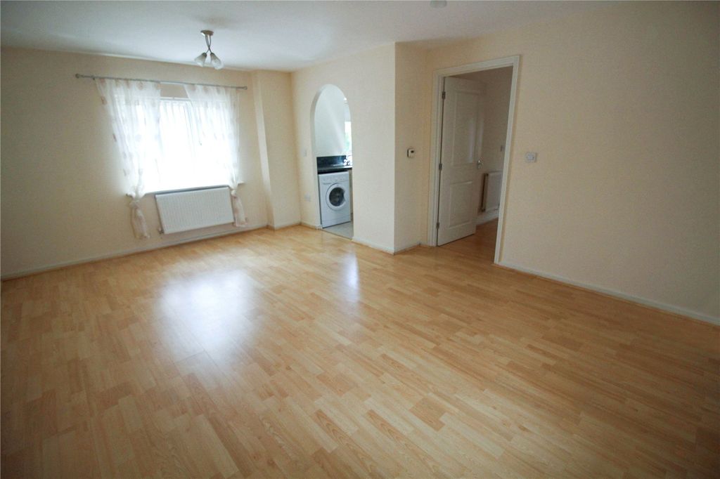 Property photo 3 of 10 Picture No. 06