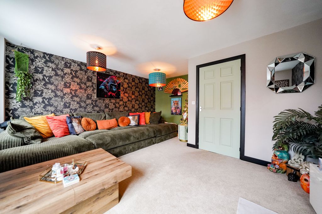 Property photo 3 of 24 Dsc00762