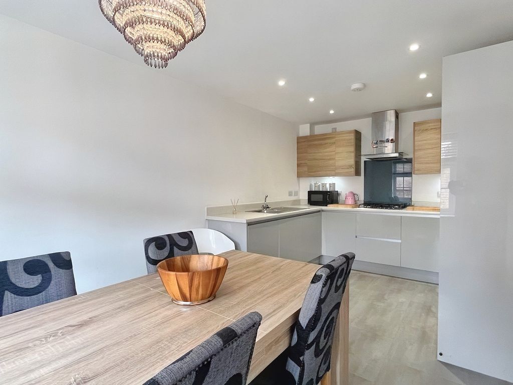 Property photo 2 of 13 Not Specified