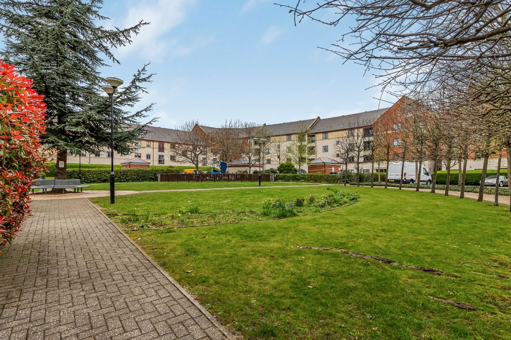 Property photo 3 of 9 Picture No. 19