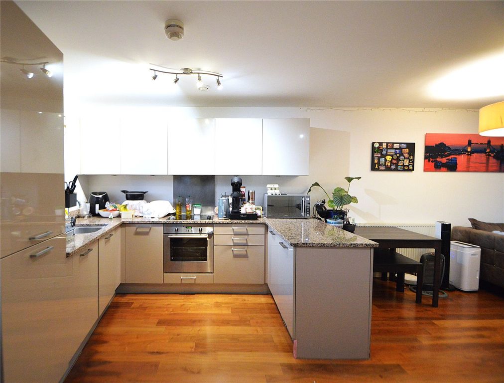 Property photo 3 of 22 Picture No. 24