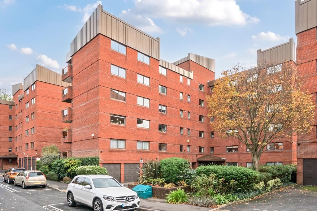 Property photo 1 of 20 External Front