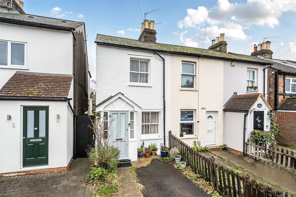 Property photo 1 of 10 New Road - Front.Jpg