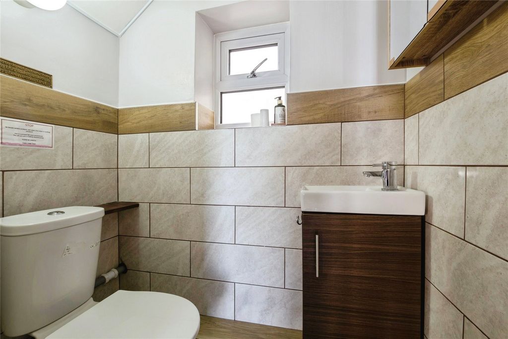 Additional image 28 of 3 bed detached house for saleExeter Road, Dawlish, Devon EX7