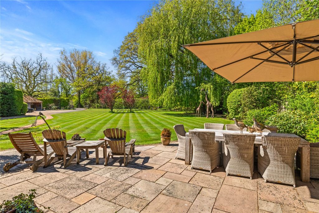 Property photo 3 of 23 Patio